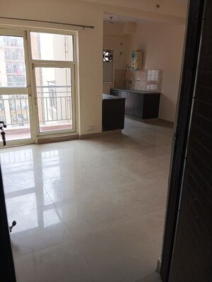 2 BHK Apartment For Rent in Gardenia Golf City, Sector 75