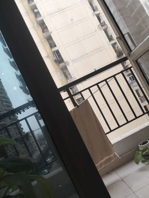 2 BHK Apartment For Sale in Wave City