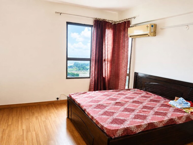 Bedroom, shree-vardhman-green-court 1 Bedroom 536 Sq.Ft. Apartment In Sector 90 Gurgaon 10574188