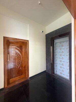 Room in 3 BHK Apartment at Kadugodi – for Rent