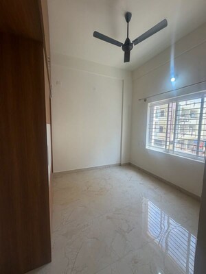 Room in 3 BHK Apartment at Kadugodi – for Rent