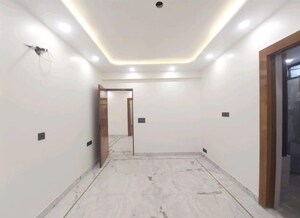 Room in 3 BHK Builder Floor at Vasant Kunj – for Sale
