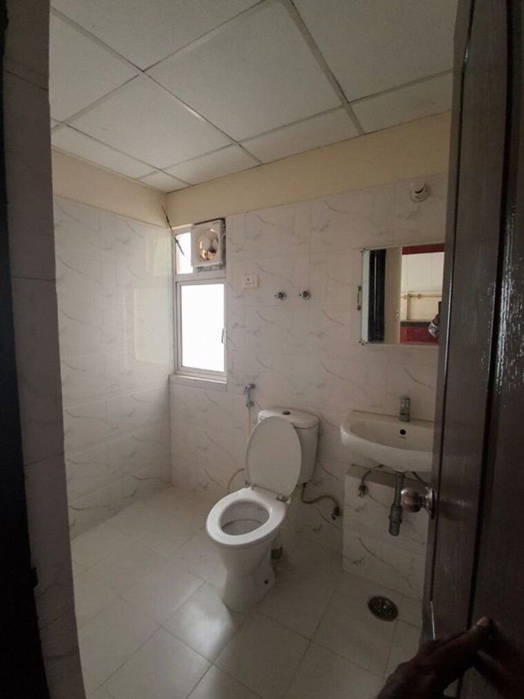 Bathroom, vvip-addresses 2 Bedroom 935 Sq.Ft. Apartment In Raj Nagar Extension Ghaziabad 10574220