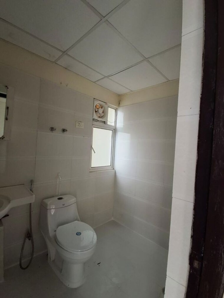 Bathroom, vvip-addresses 2 Bedroom 935 Sq.Ft. Apartment In Raj Nagar Extension Ghaziabad 10574220