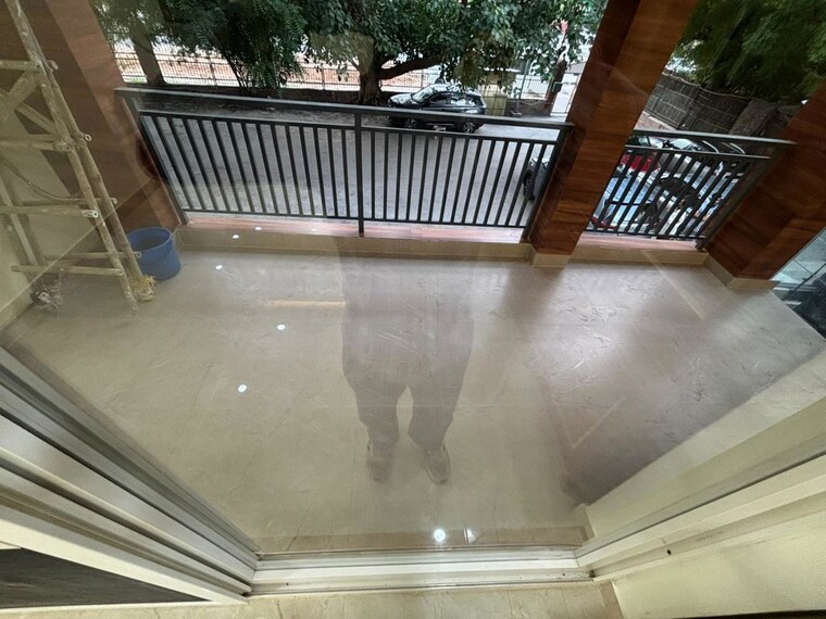 Balcony, vasant kunj 3 Bedroom 2500 Sq.Ft. Apartment In Vasant Kunj Delhi 10574241