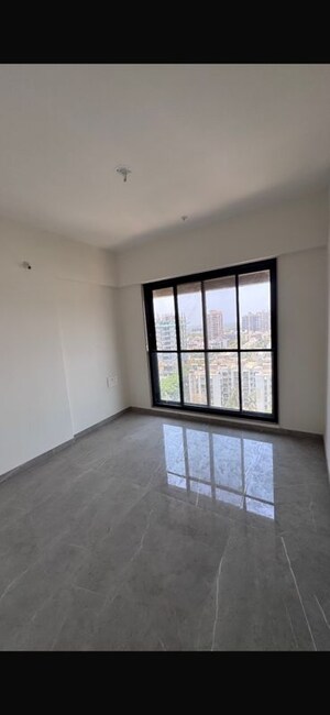 Room in 3 BHK Apartment at Neo Akshaya Residency, Borivali West – for Rent