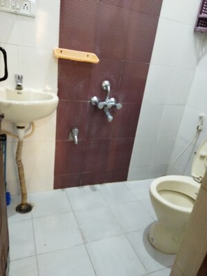 Bathroom in 2 BHK Apartment at Jeevan Bima Nagar – for Rent