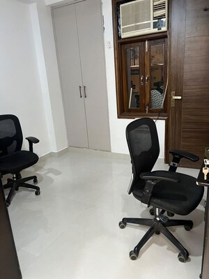 Team Area in 4 BHK Builder Floor at Chattarpur – for Sale