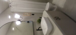 Furnished Amenities in 2 BHK Apartment at Hiranandani Gardens, Powai – for Sale