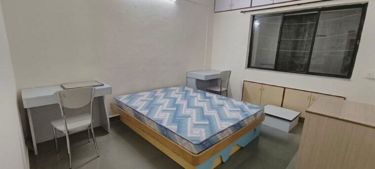 Bedroom, model colony 2 Bedroom 950 Sq.Ft. Apartment In Model Colony Pune 10574267