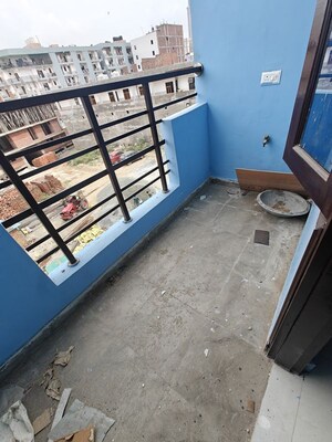 Balcony in 1 BHK Builder Floor at Sector 73 – for Sale