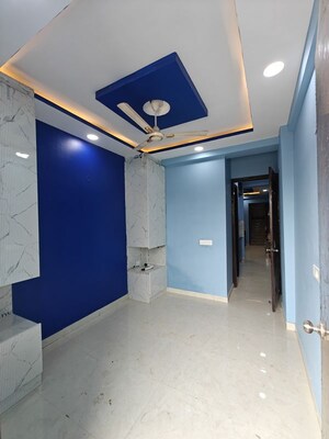 Room in 1 BHK Builder Floor at Sector 73 – for Sale
