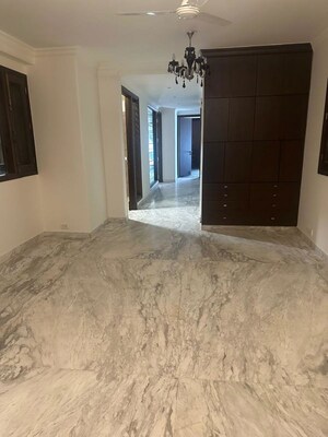 Room in 3 BHK Builder Floor at Greater Kailash I – for Rent