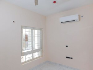 Room in 3 BHK Apartment at Sumadhura Olumpus, Nanakramguda – for Rent