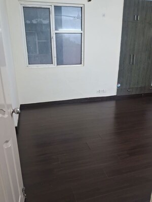 Room in 3 BHK Apartment at SVP Gulmohur Greens, Mohan Nagar – for Sale