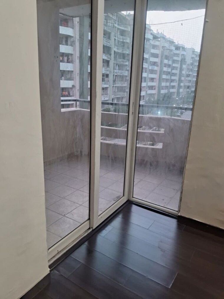 Room, svp-gulmohur-greens 3 Bedroom 1900 Sq.Ft. Apartment In Mohan Nagar Ghaziabad 10574291