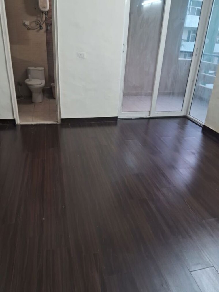 Room, svp-gulmohur-greens 3 Bedroom 1900 Sq.Ft. Apartment In Mohan Nagar Ghaziabad 10574291