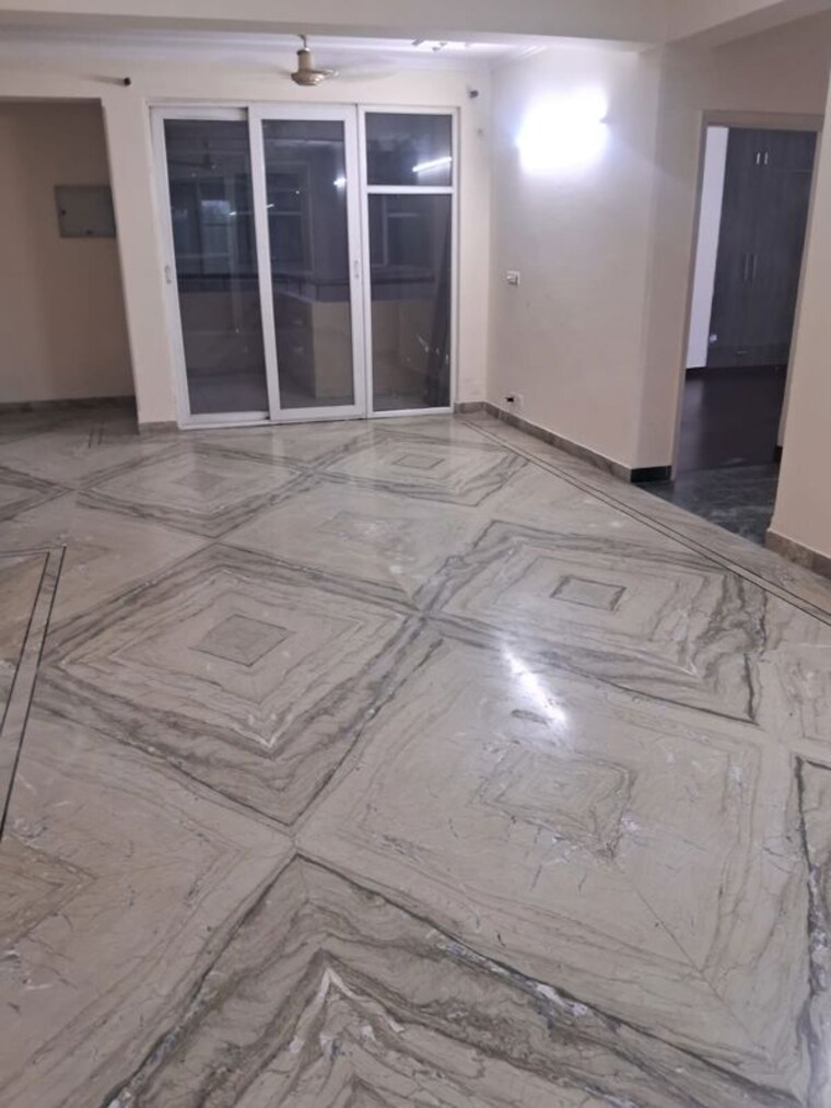 Room, svp-gulmohur-greens 3 Bedroom 1900 Sq.Ft. Apartment In Mohan Nagar Ghaziabad 10574291