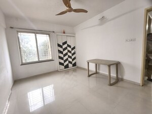 Room in 2 BHK Apartment at Dhanashree Aashiyana, Undri – for Rent