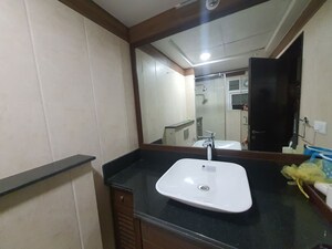 Bathroom in 3 BHK Villa at The Lake View Address, Electronic City Phase I – for Rent