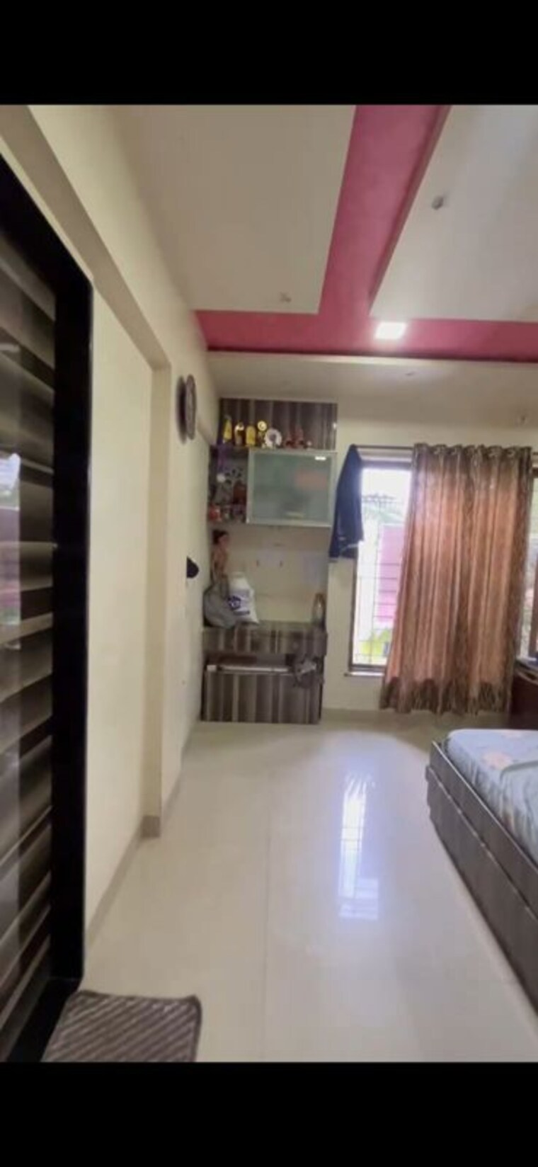 Living Room, lulla nagar 4 Bedroom 2497 Sq.Ft. Apartment In Lulla Nagar Pune 10574319