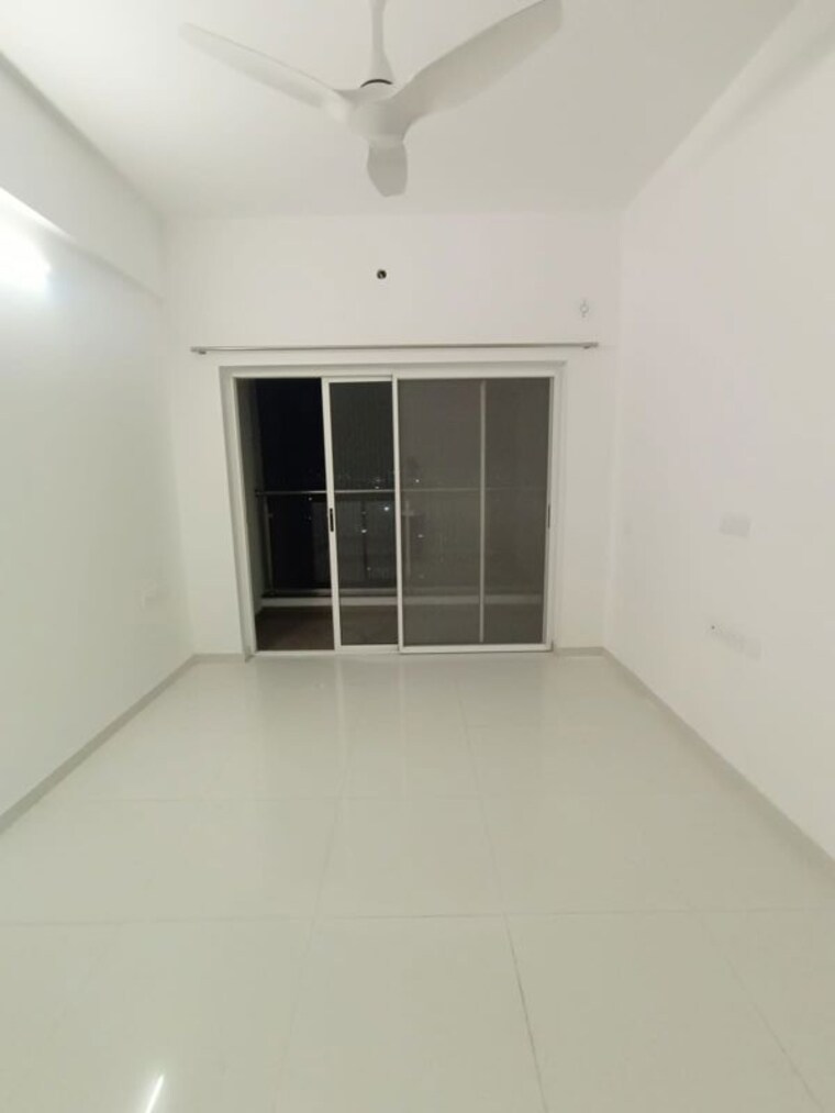 Room, runwal-the-central-park 2 Bedroom 900 Sq.Ft. Apartment In Chinchwad Pune 10571859