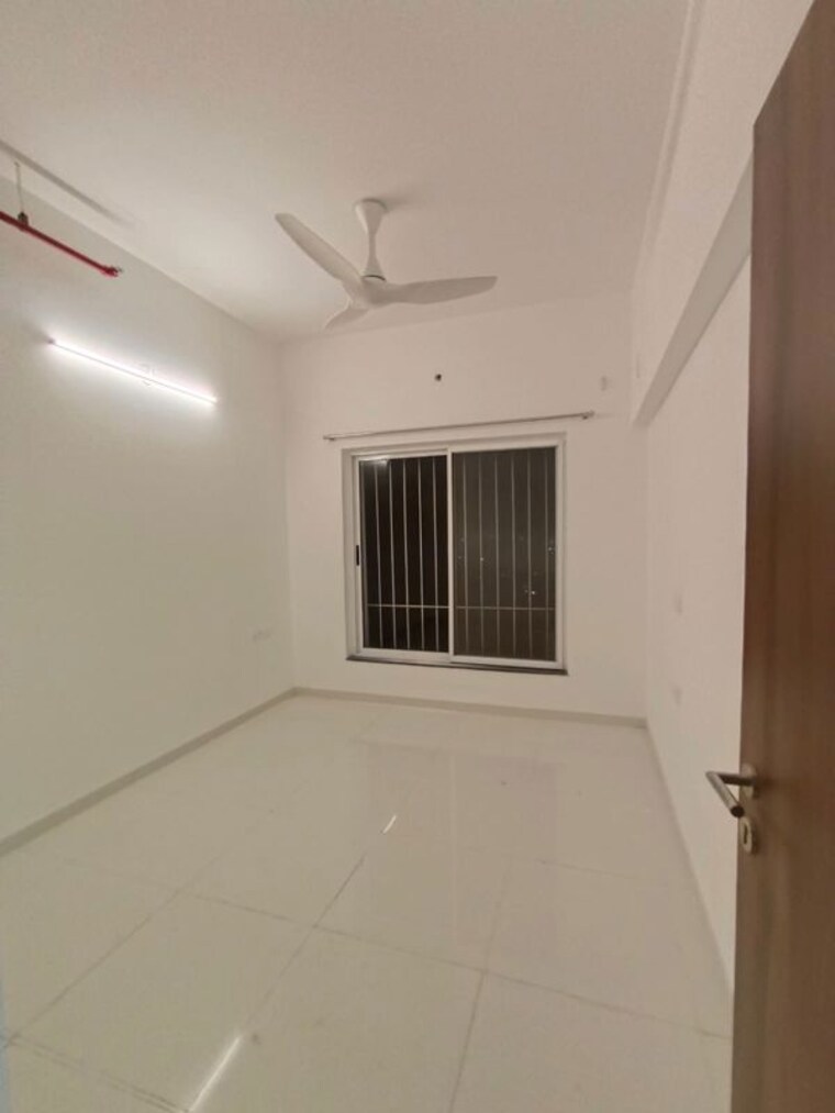 undefined, runwal-the-central-park 2 Bedroom 900 Sq.Ft. Apartment In Chinchwad Pune 10571859