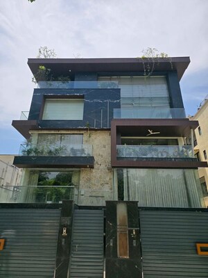 5 BHK Builder Floor – Exterior View View at Jangpura A - for Rent