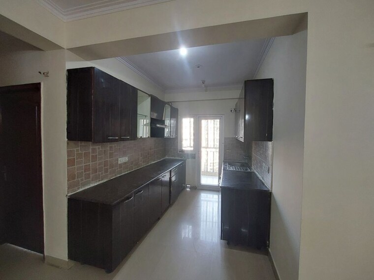 Kitchen, saviour-park 2.5 Bedroom 1265 Sq.Ft. Apartment In Mohan Nagar Ghaziabad 10574328