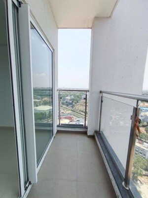 3 BHK Apartment For Rent in Runwal The Central Park, Chinchwad