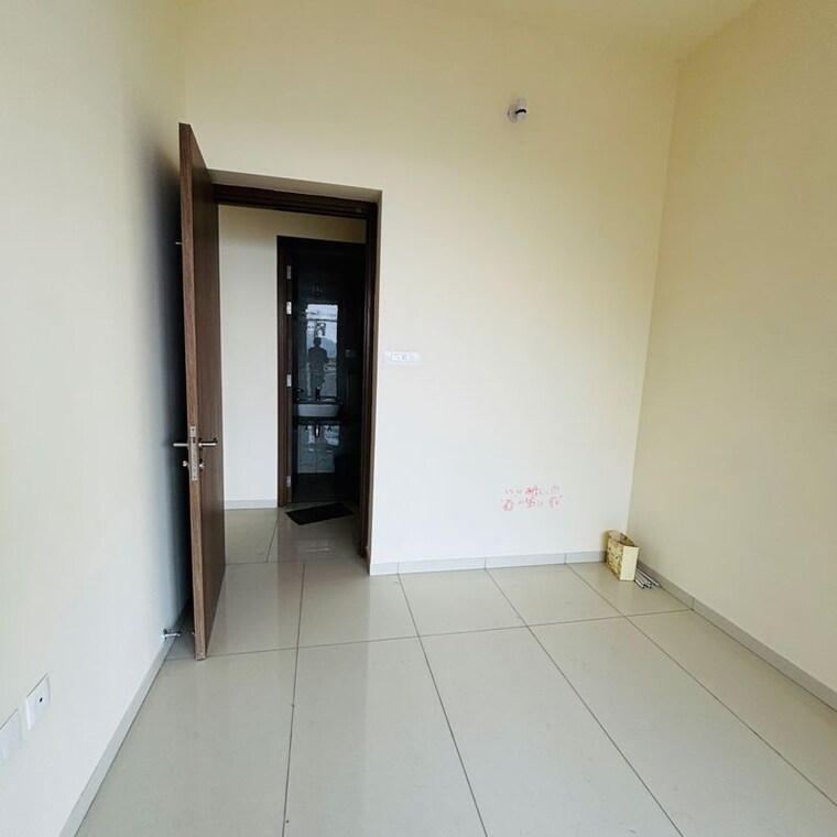 Room, prestige-siesta 2.5 Bedroom 1367 Sq.Ft. Apartment In Mulund West Mumbai 9906411