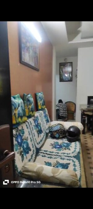 Living Room in 2 BHK Builder Floor at Vasundhara Sector 5 – for Sale