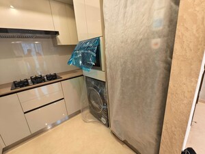 Furnished Amenities in 3 BHK Apartment at Hiranandani Highland, Powai – for Rent