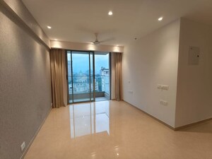 Room in 3 BHK Apartment at Hiranandani Highland, Powai – for Rent