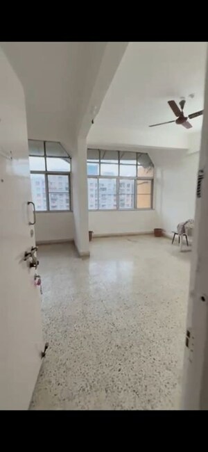 Room in 3 BHK Apartment at Bramha Baug Annexe, Uday Baug – for Sale
