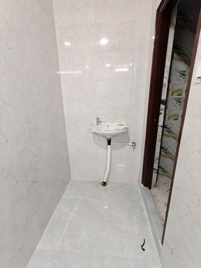 Bathroom, kiran-residency-kondapur 1 Bedroom 650 Sq.Ft. Apartment In Kondapur Hyderabad 10574415