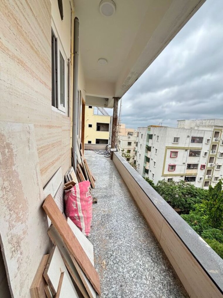 Balcony, hemadri-residency-kondapur 1 Bedroom 550 Sq.Ft. Apartment In Kondapur Hyderabad 10574427