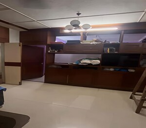 Living Room in 2 BHK Apartment at Dadar East – for Rent