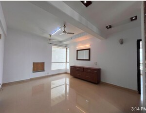 Kitchen in 4 BHK Apartment at DLF The Summit, Dlf Phase V – for Rent
