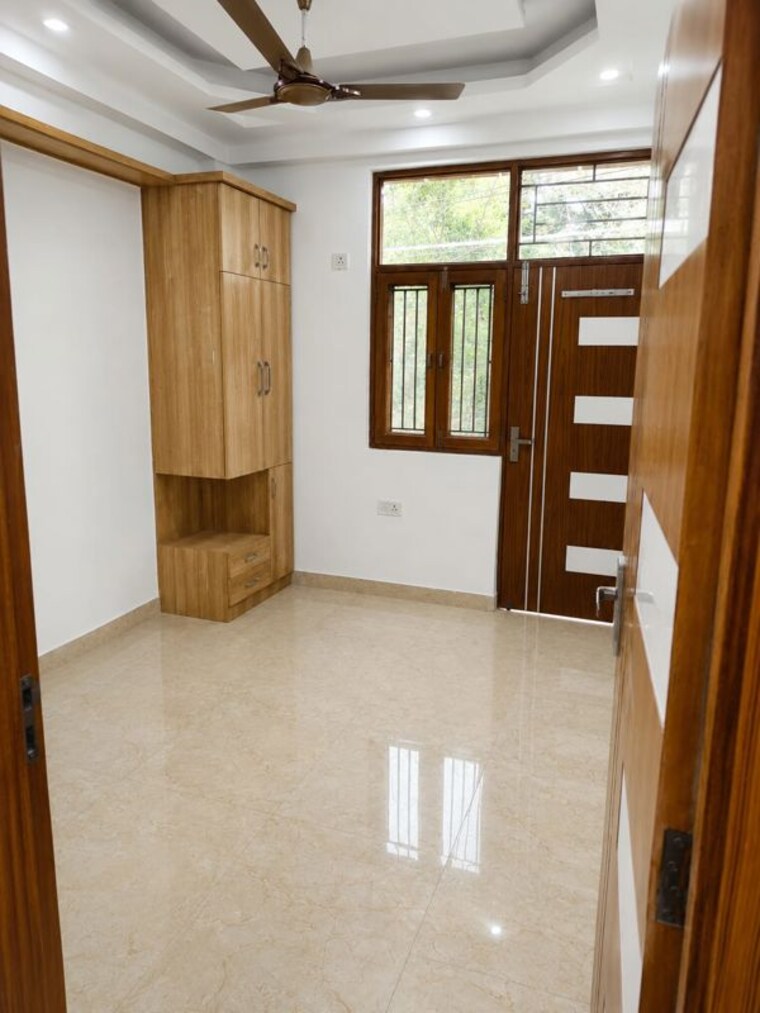 Room, vasundhara sector 1 3 Bedroom 1500 Sq.Ft. Builder Floor In Vasundhara Sector 1 Ghaziabad 10574468