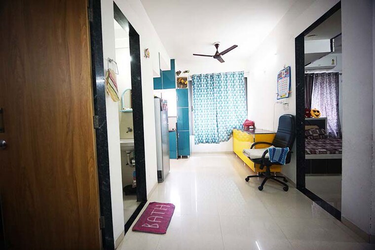 Living Room, narol 2 Bedroom 128 Sq.Yd. Apartment In Narol Ahmedabad 10574495