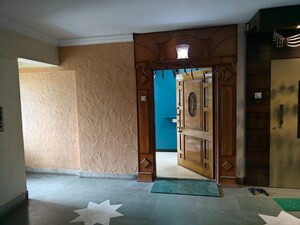 Room in 3 BHK Apartment at Tirupati Apartment, Majiwada – for Rent
