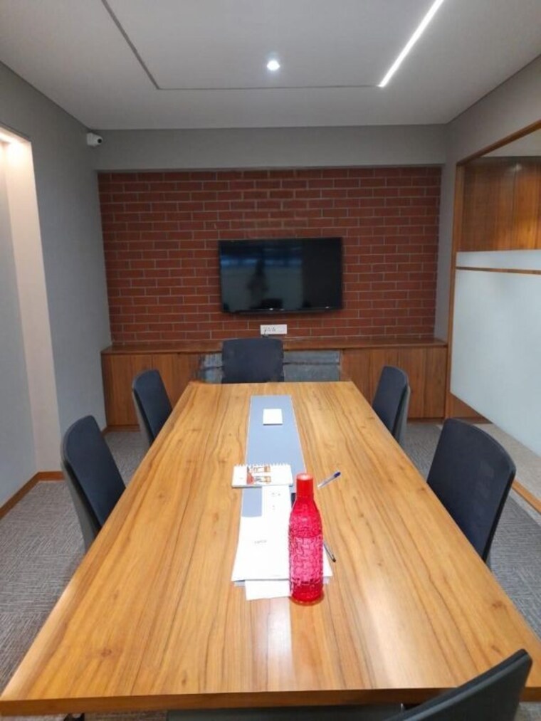 Team Area, palasia square Commercial Office Space 1200 Sq.Ft. In Palasia Square Indore 10574504