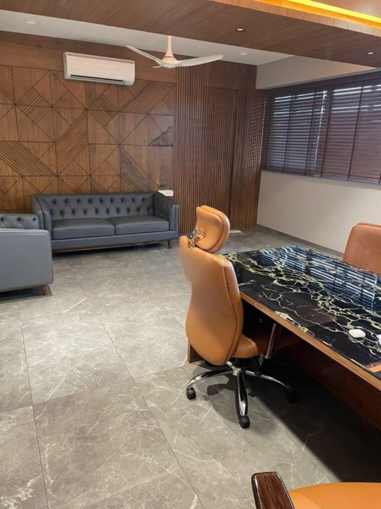 Team Area, palasia square Commercial Office Space 1200 Sq.Ft. In Palasia Square Indore 10574504