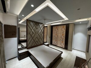Bedroom in 3 BHK Apartment at Santacruz West – for Rent