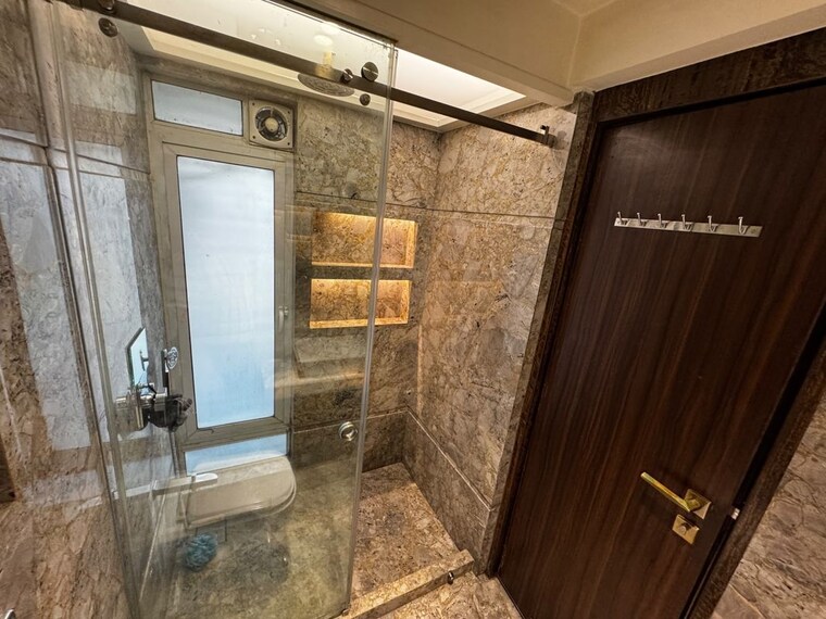 Washroom, santacruz west 3 Bedroom 1250 Sq.Ft. Apartment In Santacruz West Mumbai 10574478