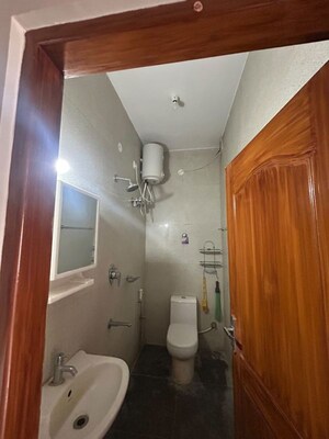 Bathroom in 3 BHK Apartment at Enlite Homes, Amrutahalli – for Rent