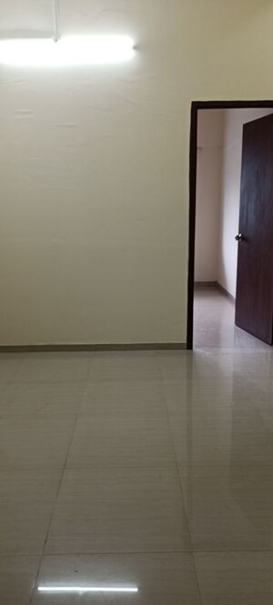 Room in 2 BHK Apartment at Eon One, Prabhadevi – for Rent