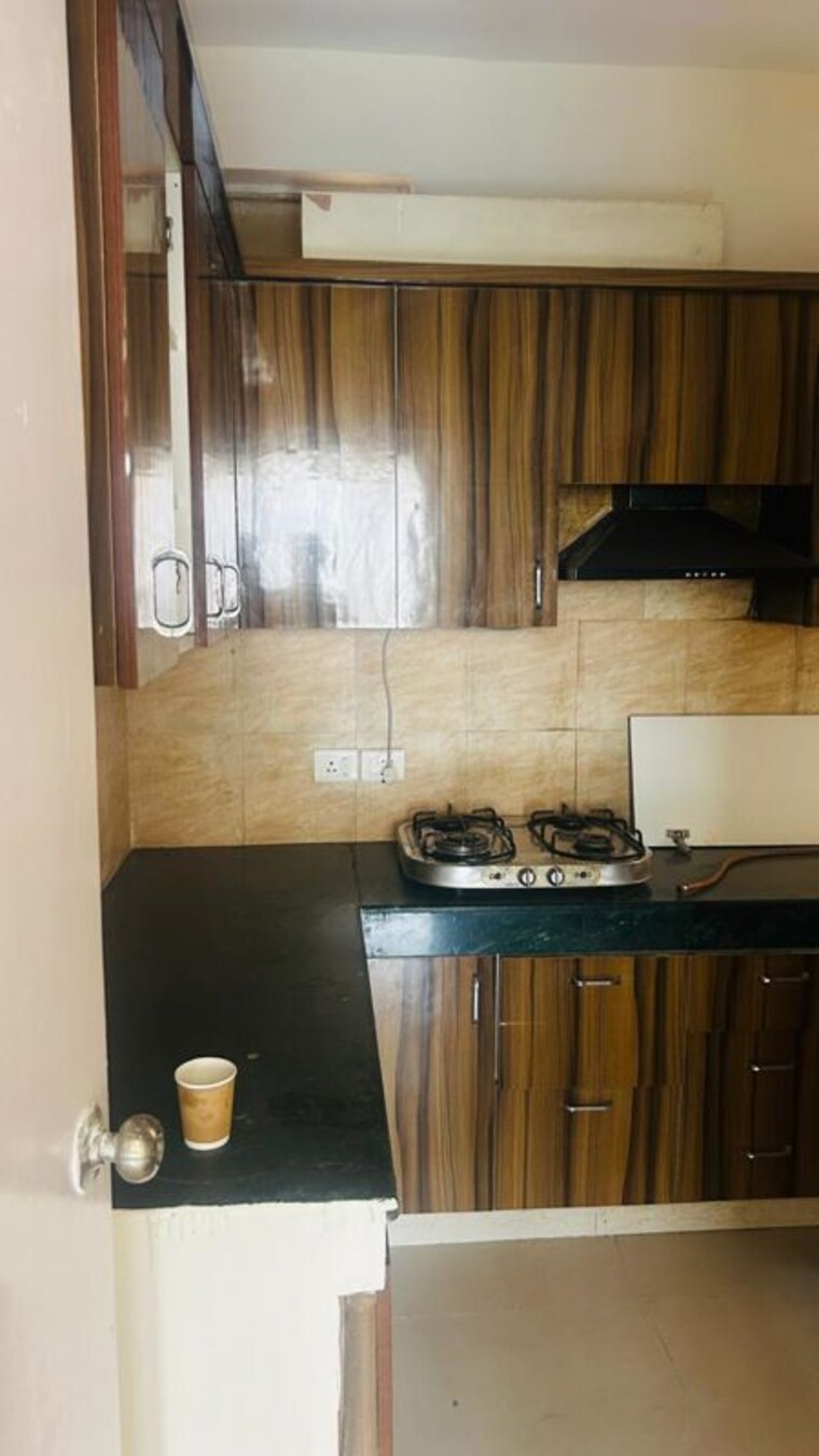 Kitchen, jaypee-green-wish-town-klassic 3 Bedroom 1750 Sq.Ft. Builder Floor In Sector 134 Noida 10574502