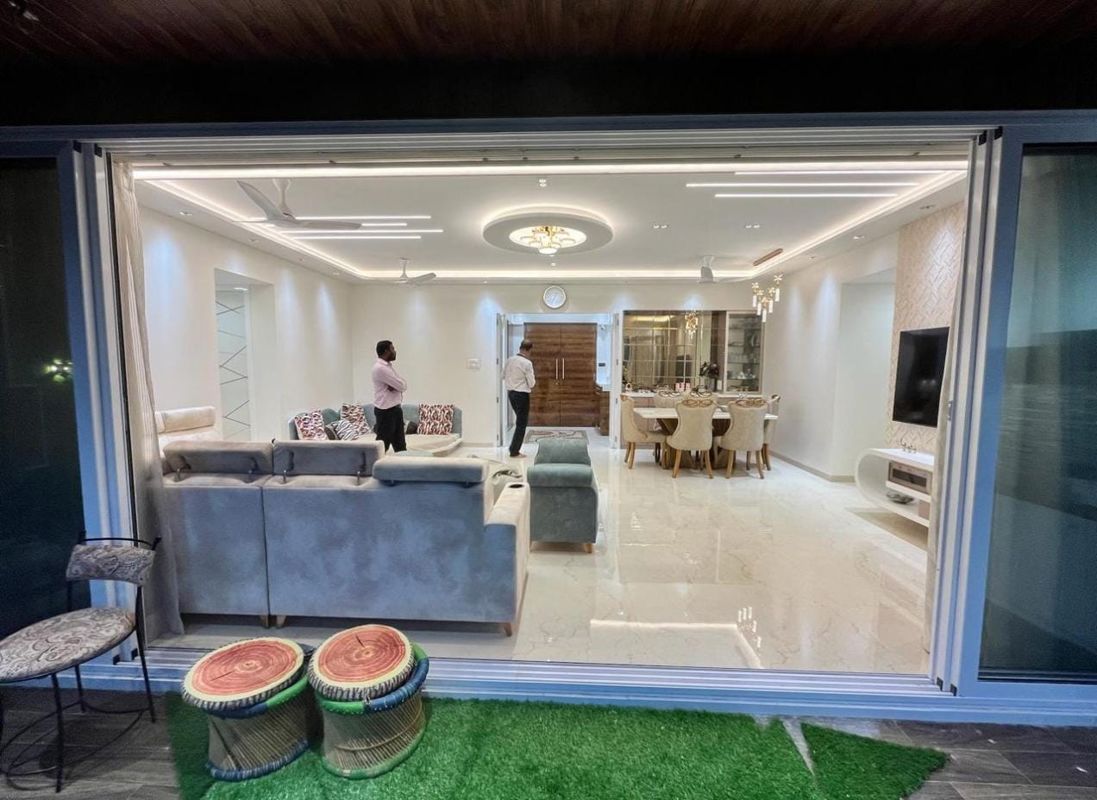 4 BHK 1800 Sq.Ft. Apartment in JP Decks